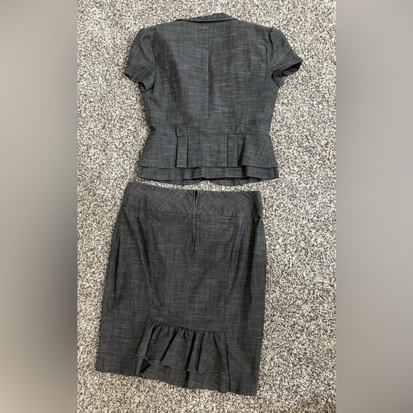 BWear Short Sleeve 2 Piece Dress Suit - Picture 2 of 2